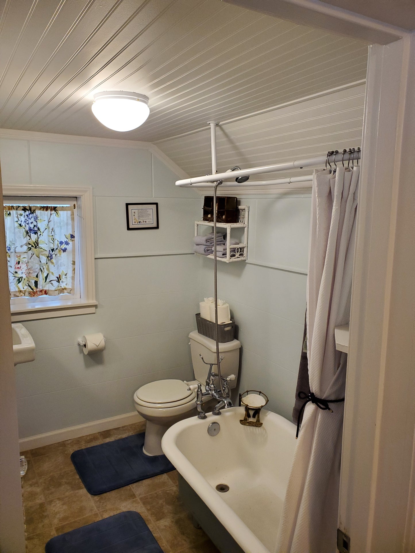 Bay Cottage Sleeps up to 5 in Port Townsend WA Vacation Rental