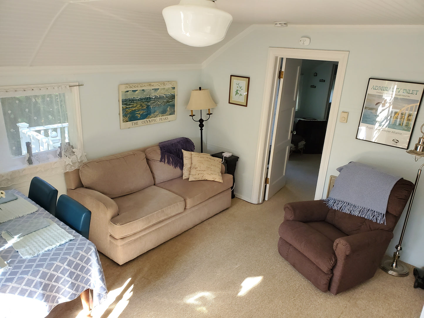 Bay Cottage Sleeps up to 5 in Port Townsend WA Vacation Rental