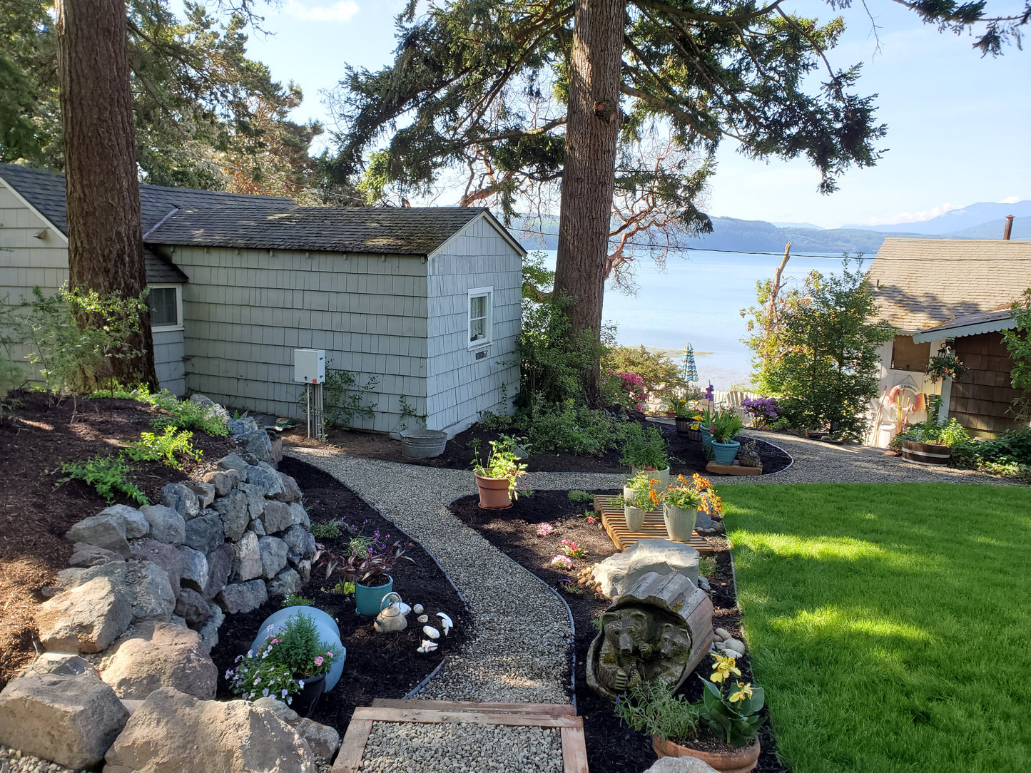 Jenny’s Cottage Vacation Rental near Port Townsend WA perfect for couples or a wedding retreat